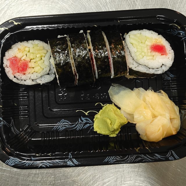 Crunchy Roll #1 (Tuna).