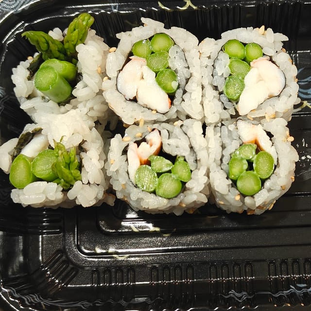 Shrimp Asparagus Roll.