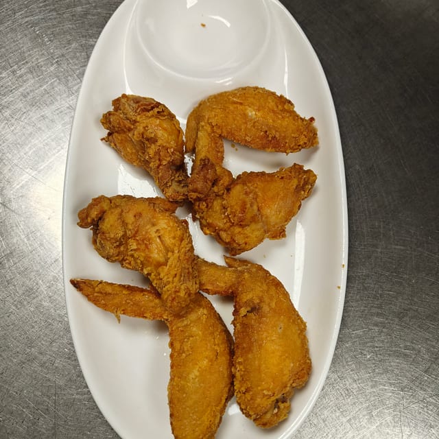Fried Chicken Wings.