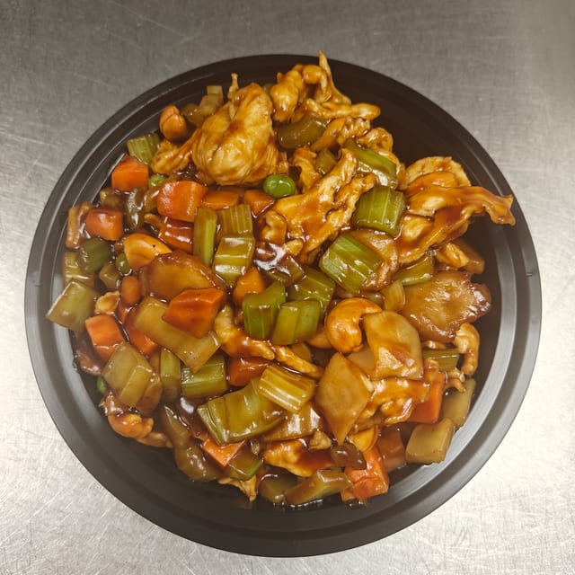 Chicken with Cashew Nuts.